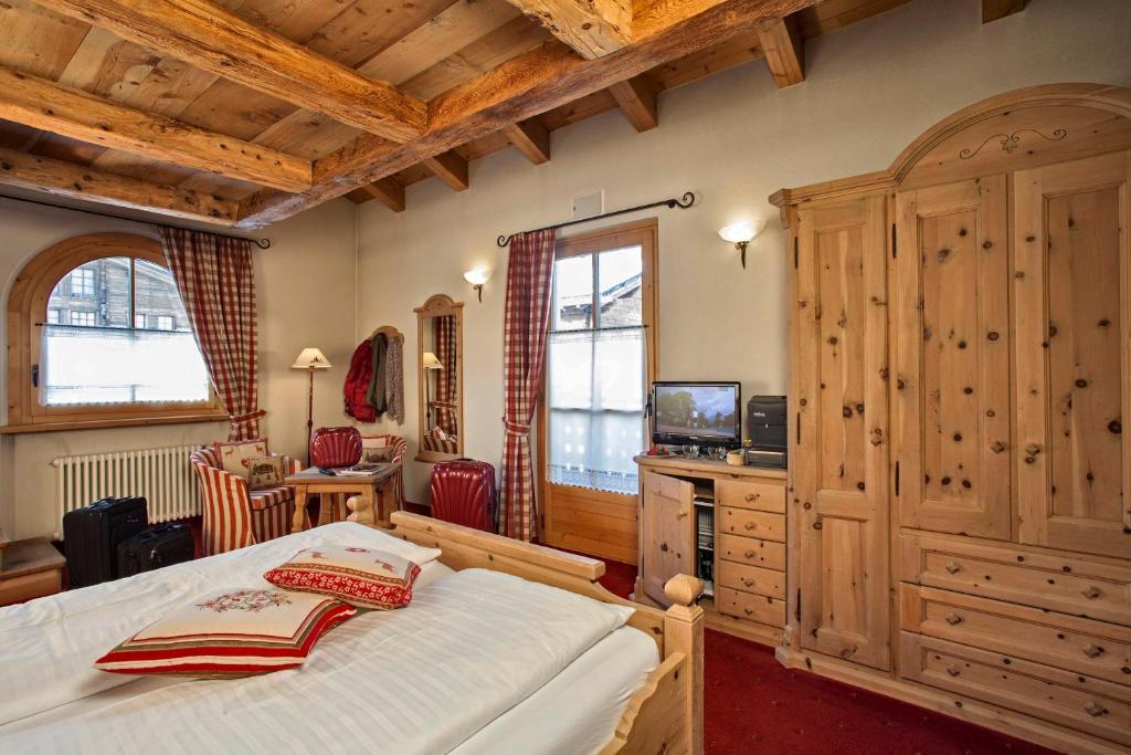 Suite mit Whirlpool-Badewanne (3 Erwachsene)